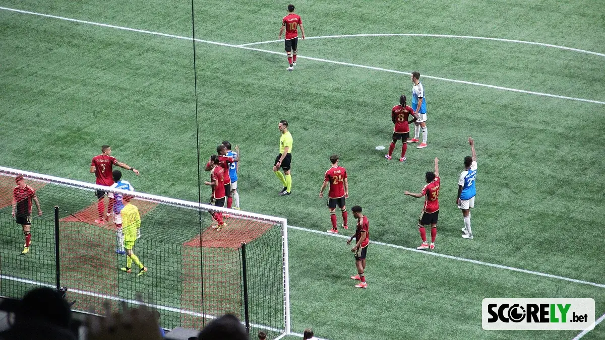 Jugadores del Atlanta United en el campo durante un partido de fútbol (file photo)