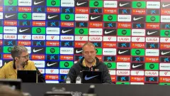 Hansi Flick en una rueda de prensa del FC Barcelona en 2025