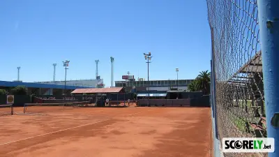 Canchas de tenis en las instalaciones del club Estudiantes de Río Cuarto (foto de archivo)