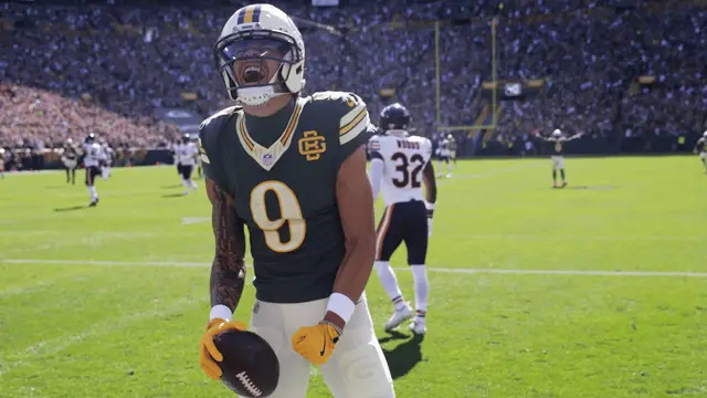 Christian Watson's best catches from 2-TD game vs. Bears | Week 5