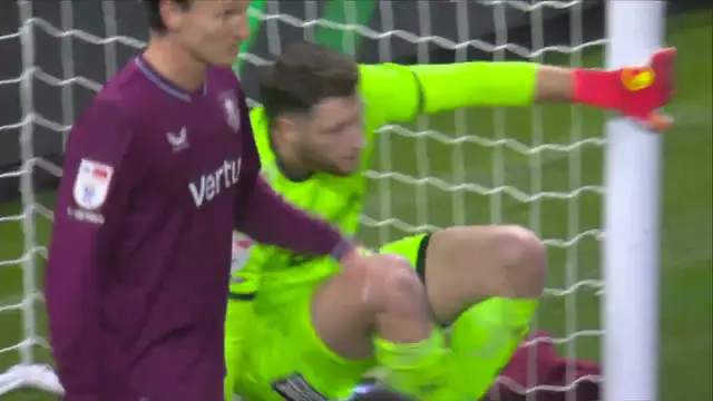 Burnley v Wolverhampton Wanderers Highlights